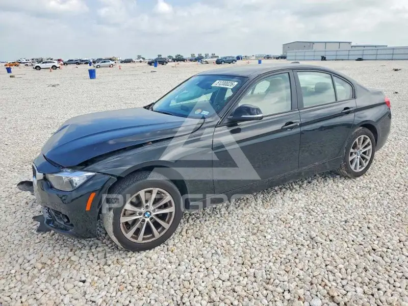 2016 BMW 320 photo