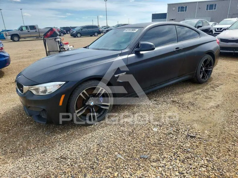 2016 BMW M4 фото