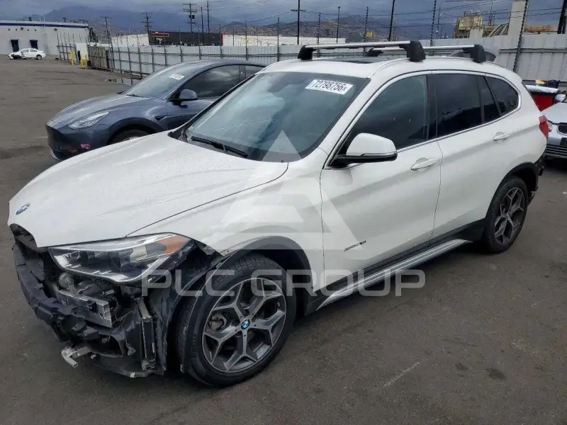 2016 BMW X1 photo