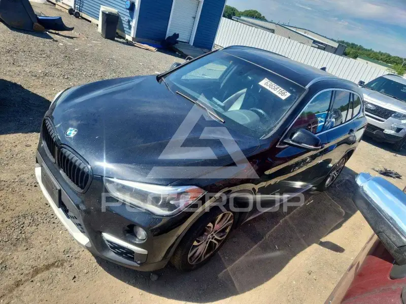 2016 BMW X1 фото