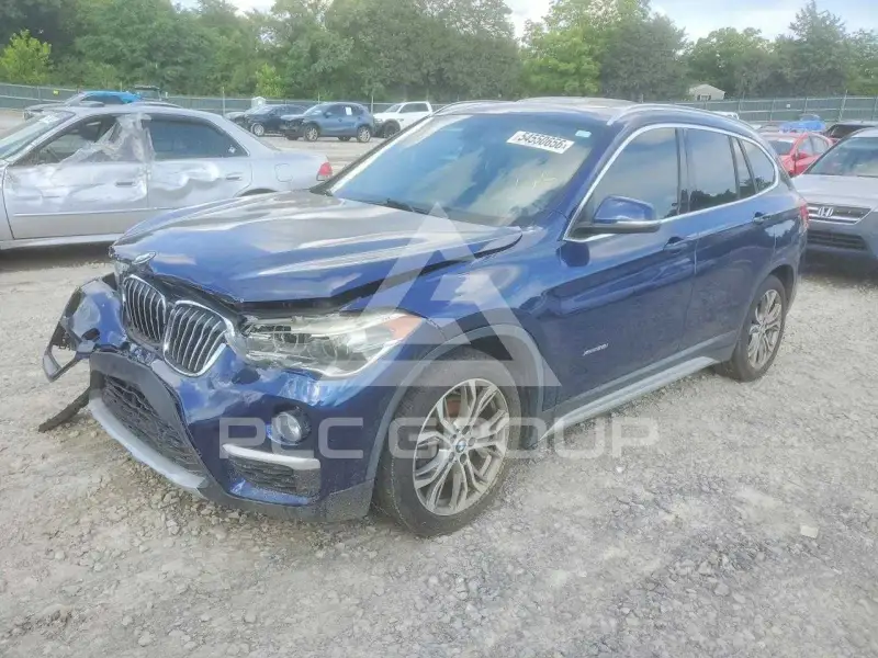 2016 BMW X1 photo