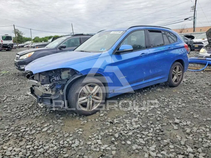 2016 BMW X1 photo