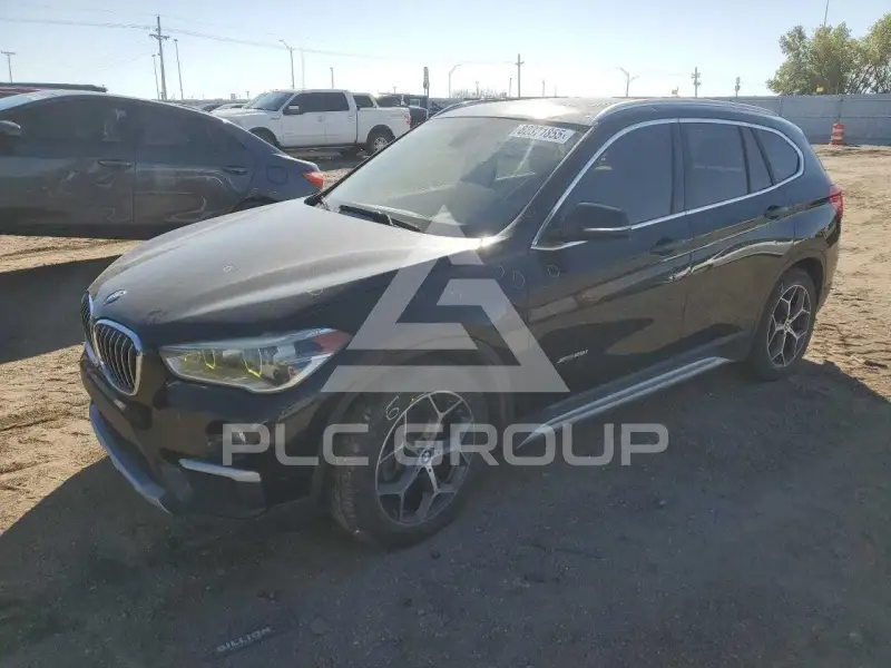 2016 BMW X1 фото