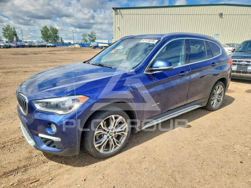 2016 BMW X1 фото