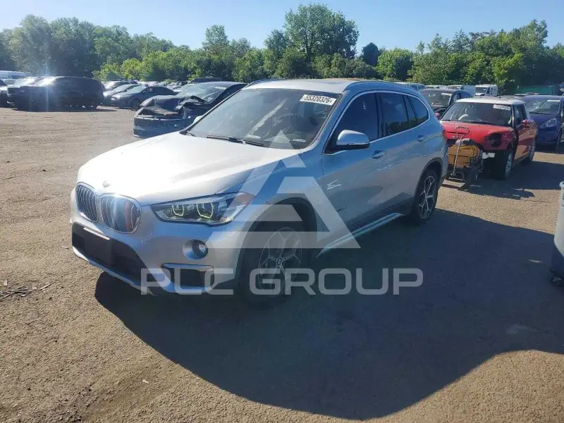 2016 BMW X1 photo