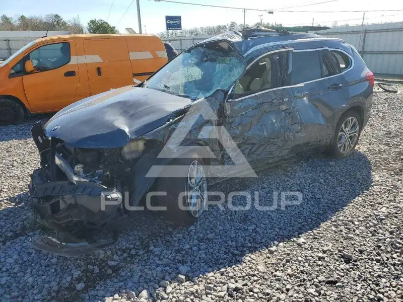 2016 BMW X1 фото