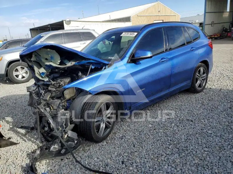 2016 BMW X1 фото