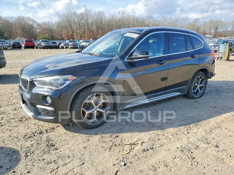 2016 BMW X1 фото