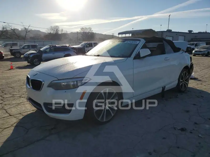 2016 BMW 228 фото