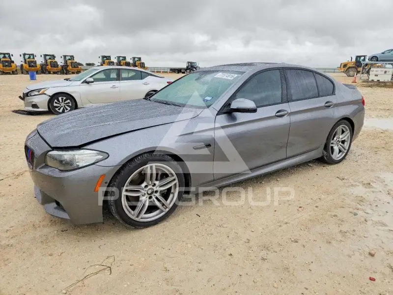 2016 BMW 550 фото