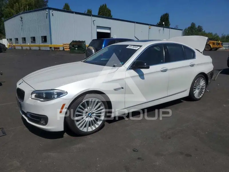 2016 BMW 550 фото