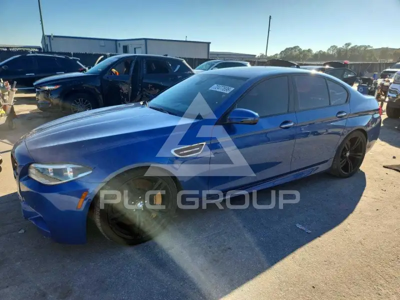 2016 BMW M5 photo