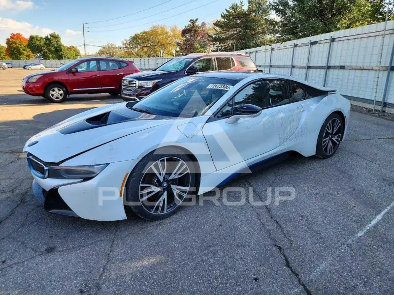 2016 BMW I8 фото