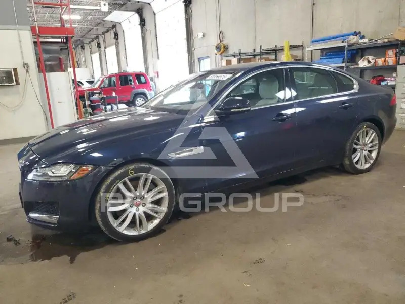 2016 Jaguar XF фото