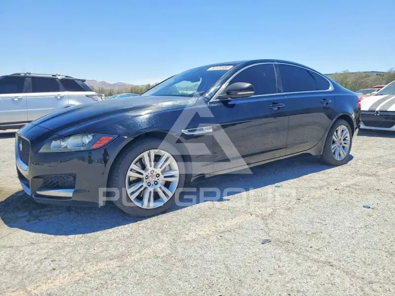 2016 Jaguar XF photo