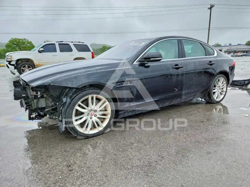 2016 Jaguar XF фото