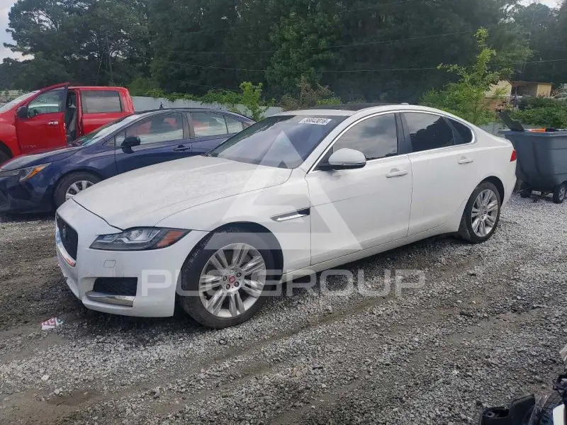 2016 Jaguar XF фото