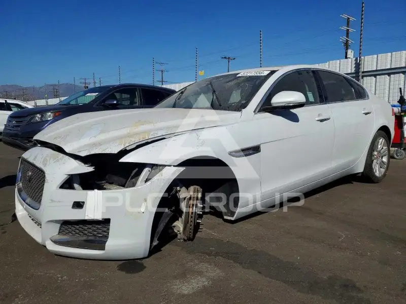 2016 Jaguar XF фото