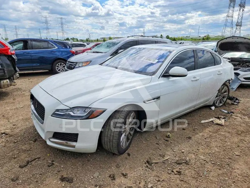 2016 Jaguar XF фото