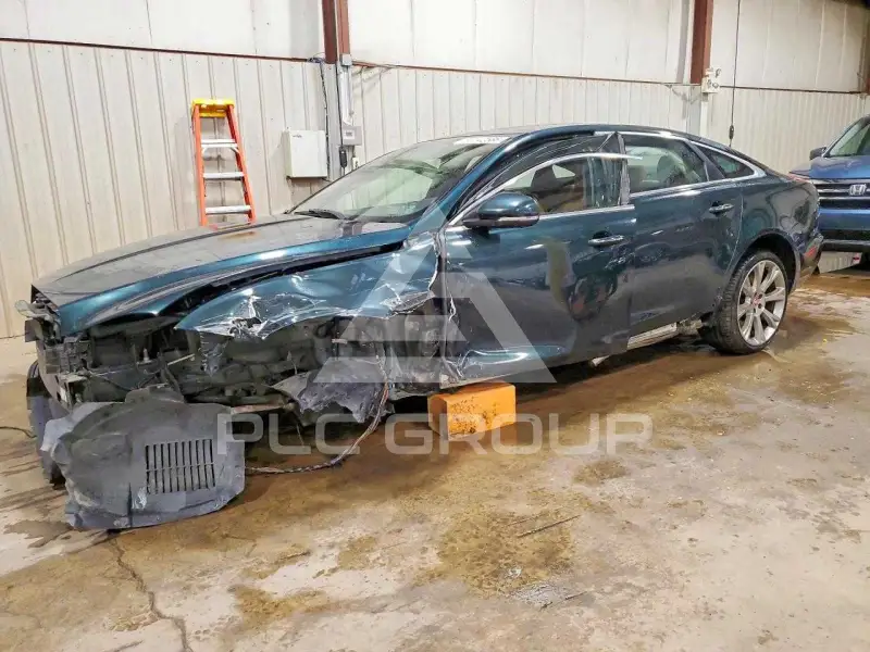 2016 Jaguar XJ фото