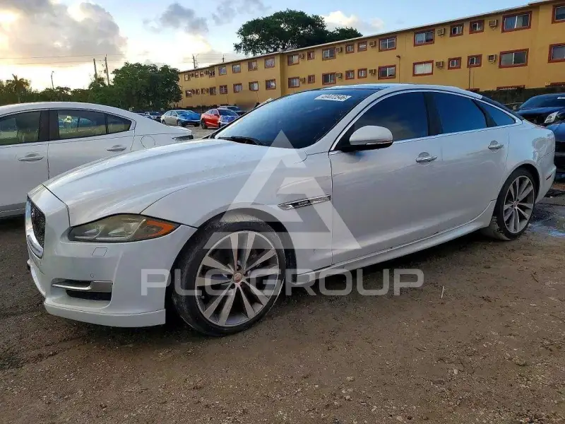 2016 Jaguar XJ фото