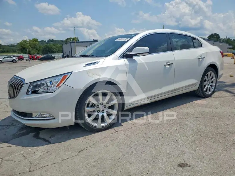 2016 Buick LACROSSE photo