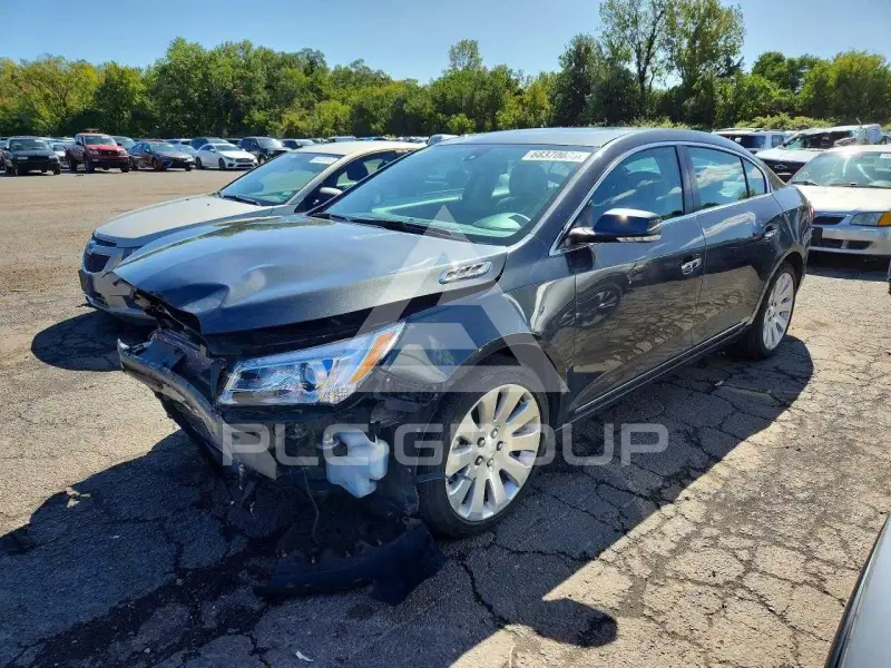2016 Buick LACROSSE photo