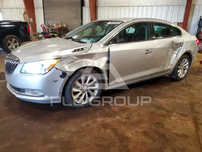 2016 Buick LACROSSE photo