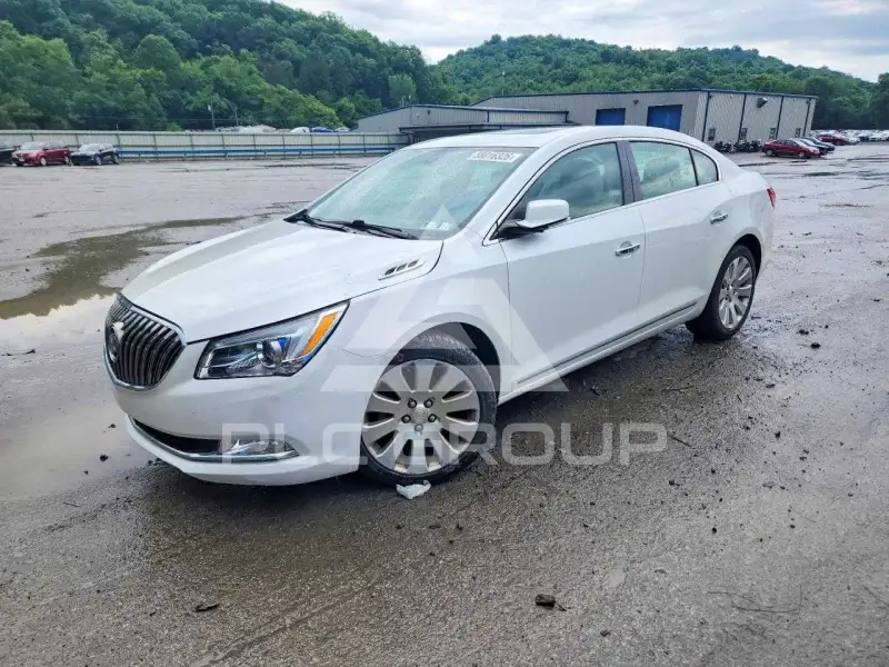 2016 Buick LACROSSE photo