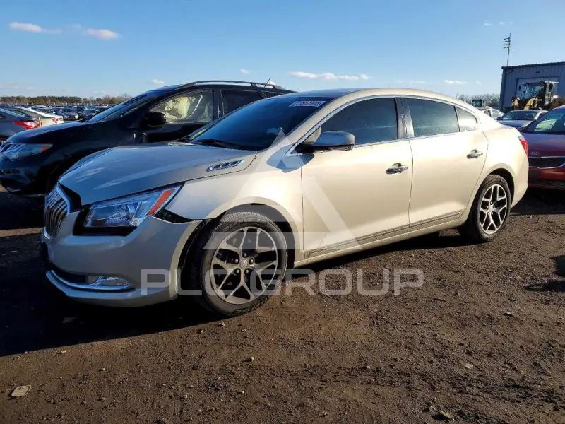 2016 Buick LACROSSE photo