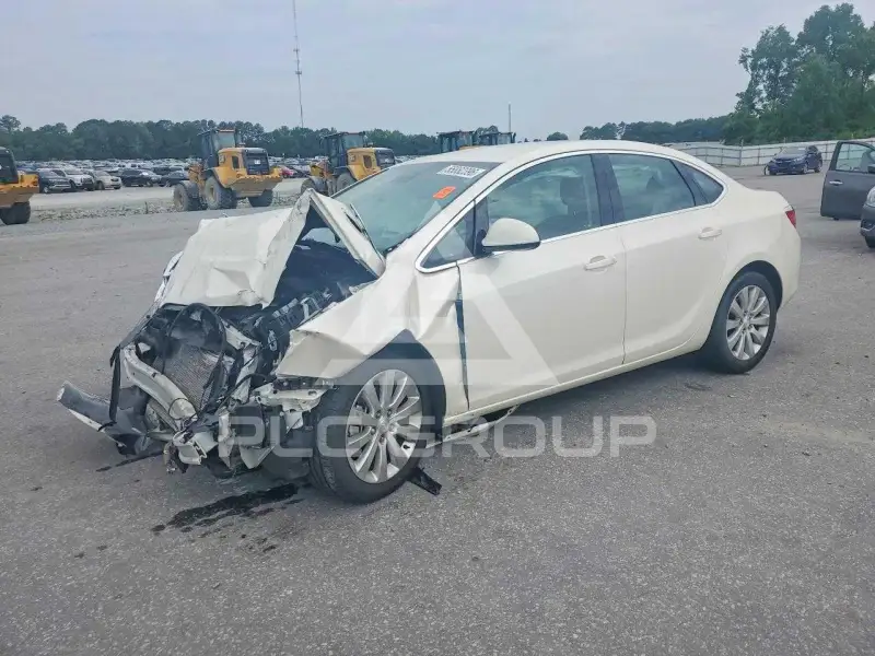 2016 Buick VERANO photo