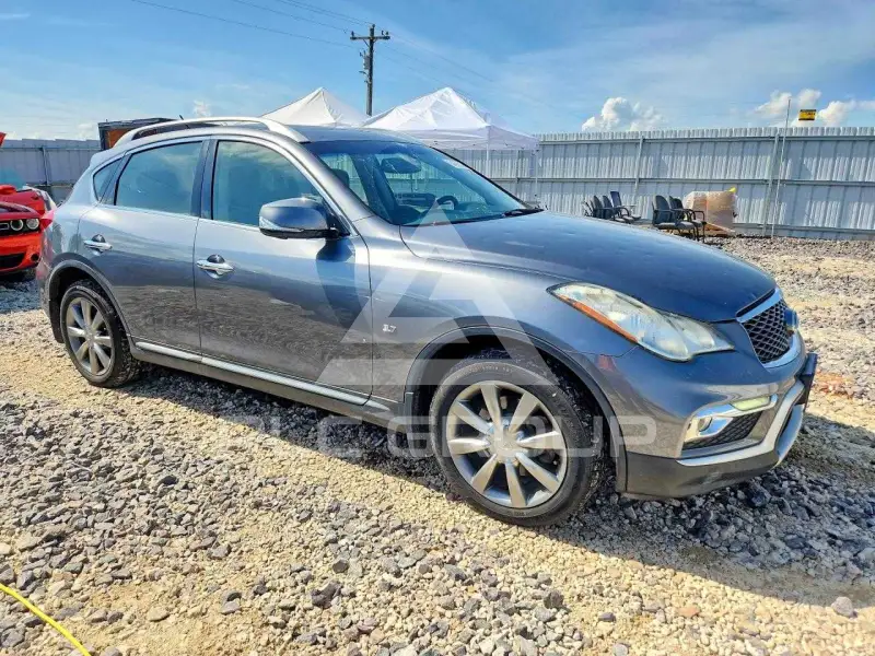 2016 Infinity QX50 photo