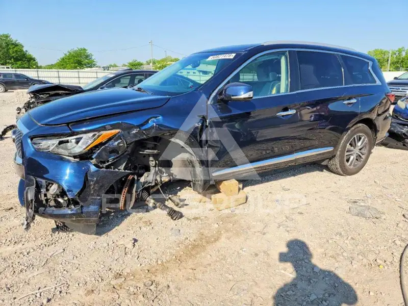 2016 Infinity QX60 photo