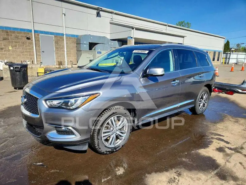 2016 Infinity QX60 photo