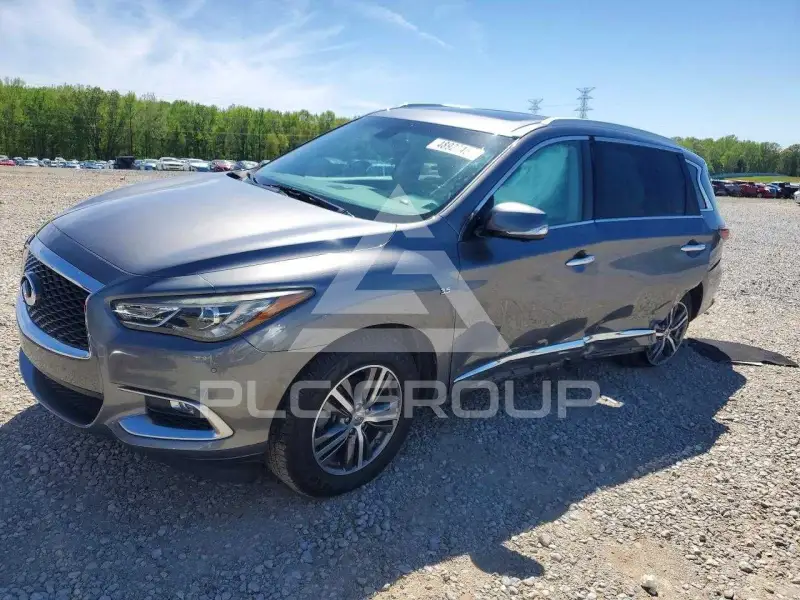2016 Infinity QX60 photo