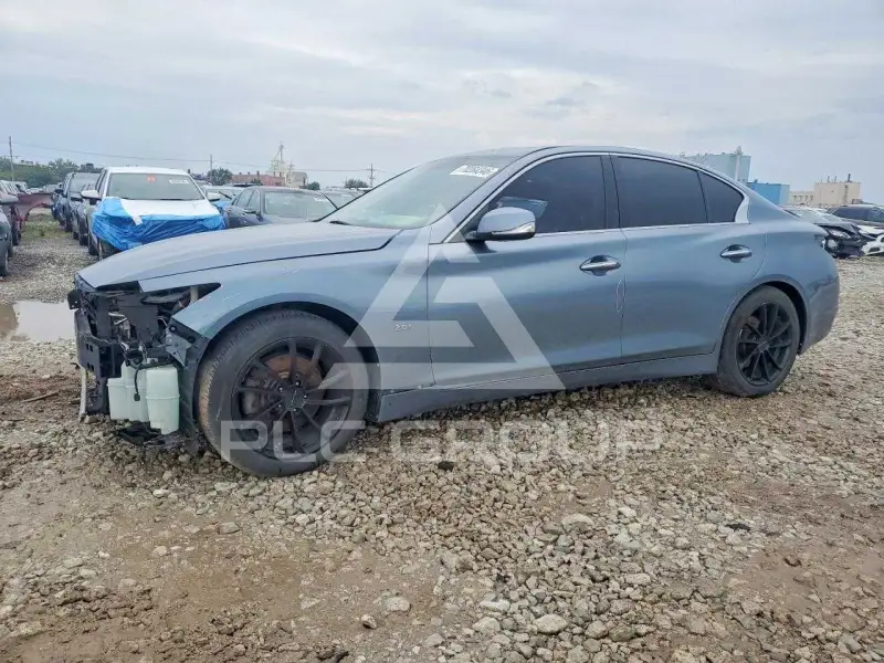 2016 Infinity Q50 фото