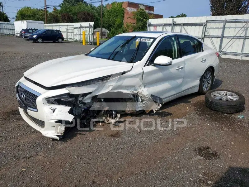 2016 Infinity Q50 фото