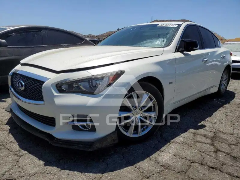2016 Infinity Q50 photo