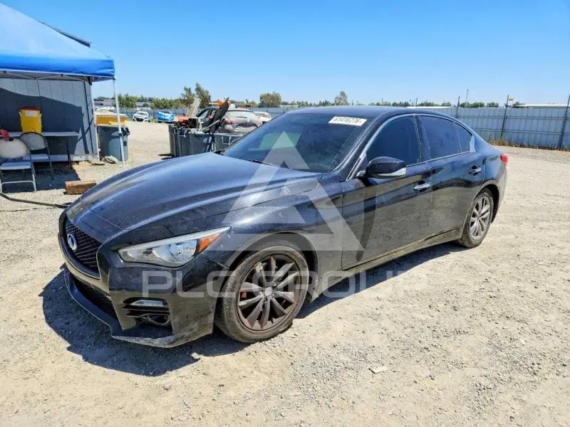2016 Infinity Q50 фото