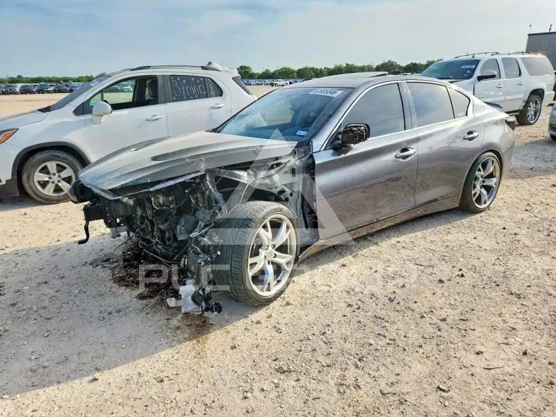 2016 Infinity Q50 фото