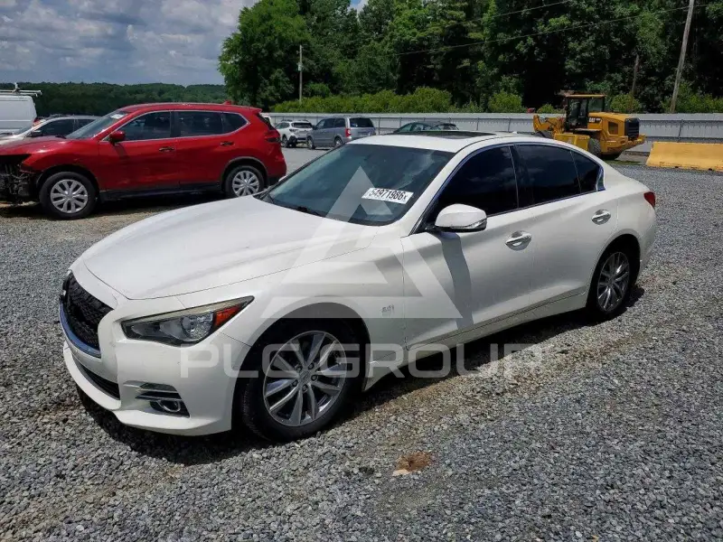 2016 Infinity Q50 фото