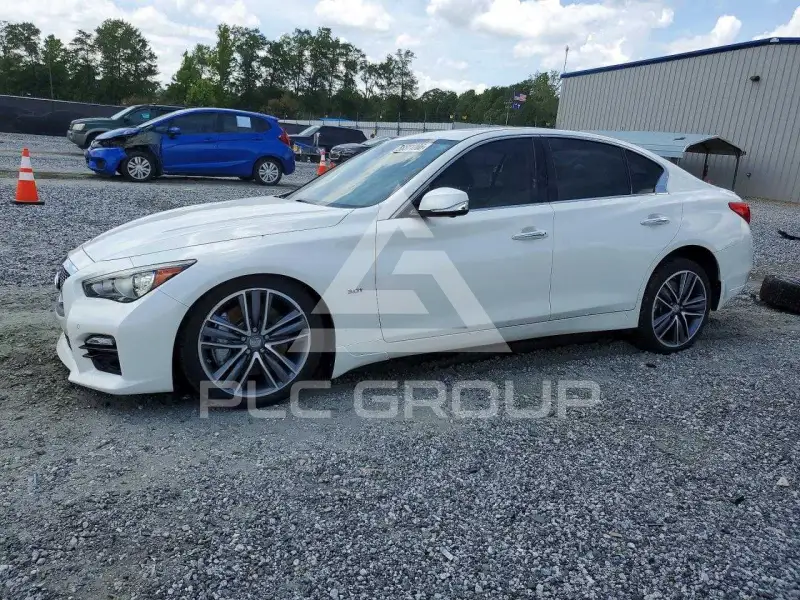 2016 Infinity Q50 фото