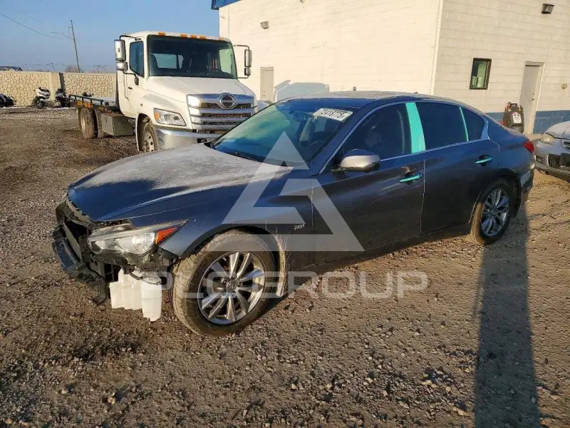 2016 Infinity Q50 фото