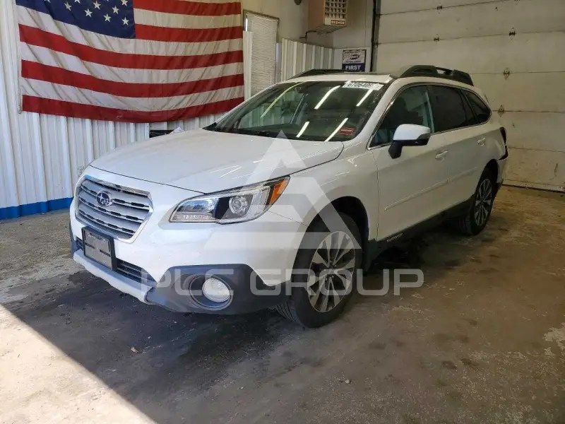 2016 Subaru Outback photo