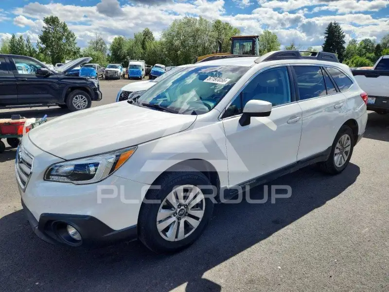 2016 Subaru Outback photo