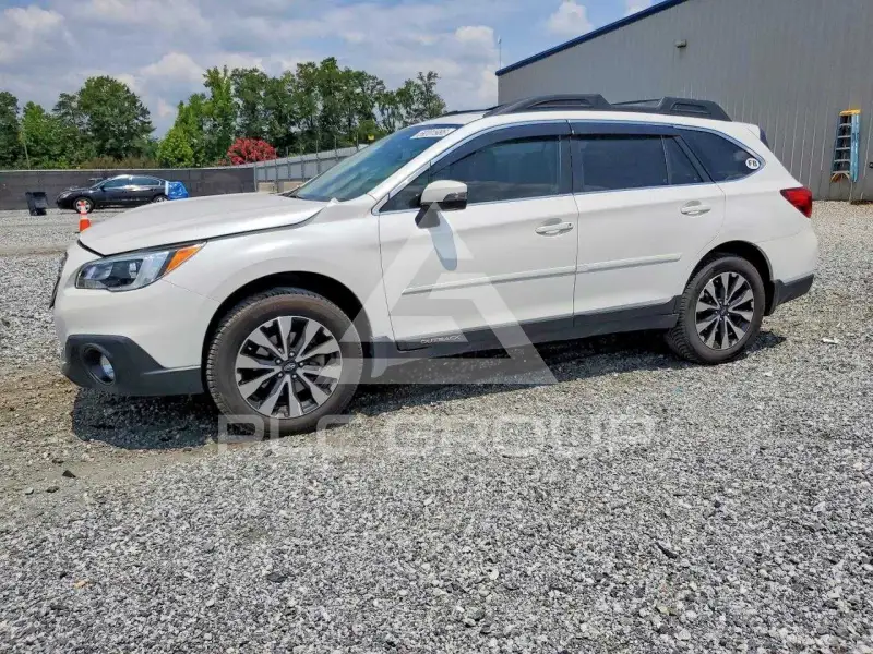2016 Subaru Outback photo