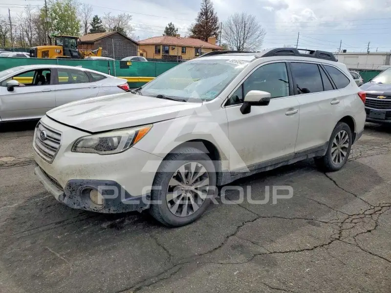 2016 Subaru Outback photo