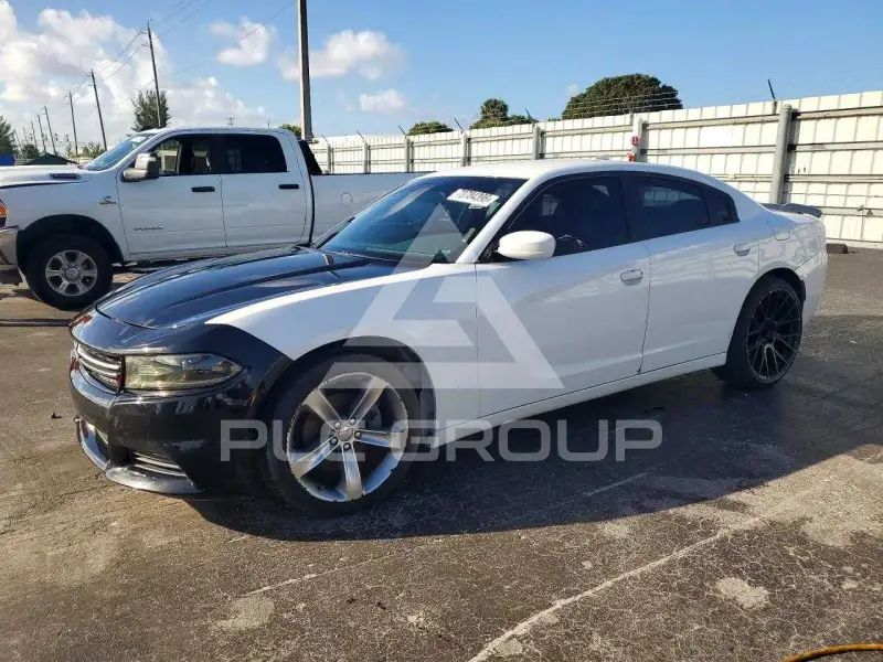 2016 Dodge CHARGER photo
