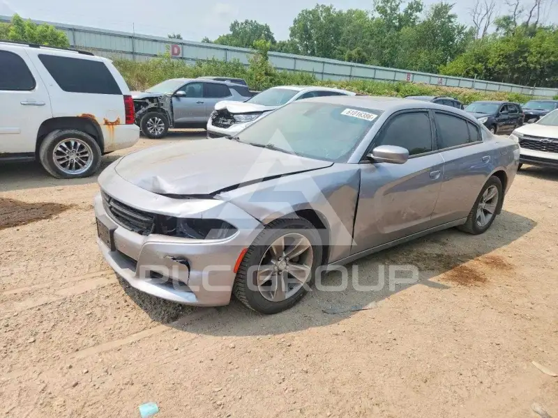 2016 Dodge CHARGER photo