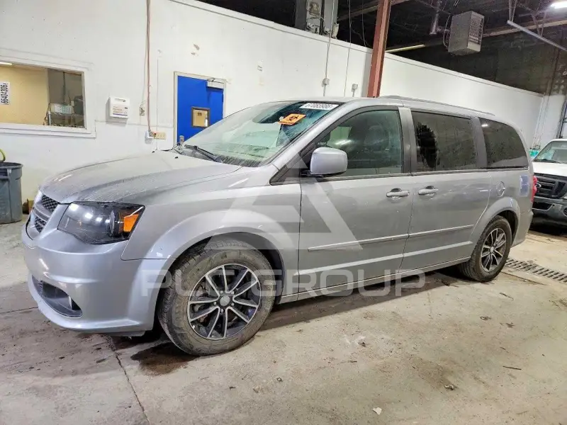 2016 Dodge CARAVAN photo